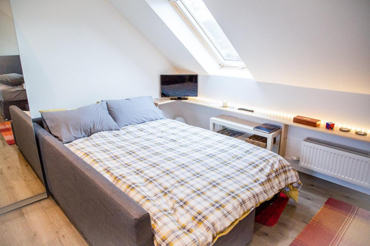 Allt Mor Rentals - Chalet With Hot Tub, And Studio Apartment No Hot Tub Roybridge Exterior photo